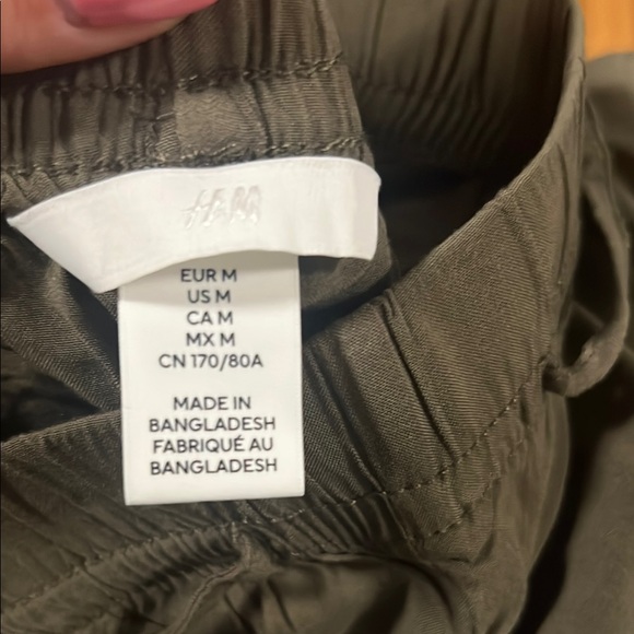 H&M Pants - Picture 4 of 4